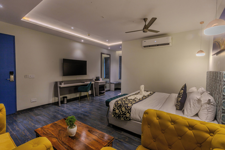 Others 4, World Inn, Visakhapatnam