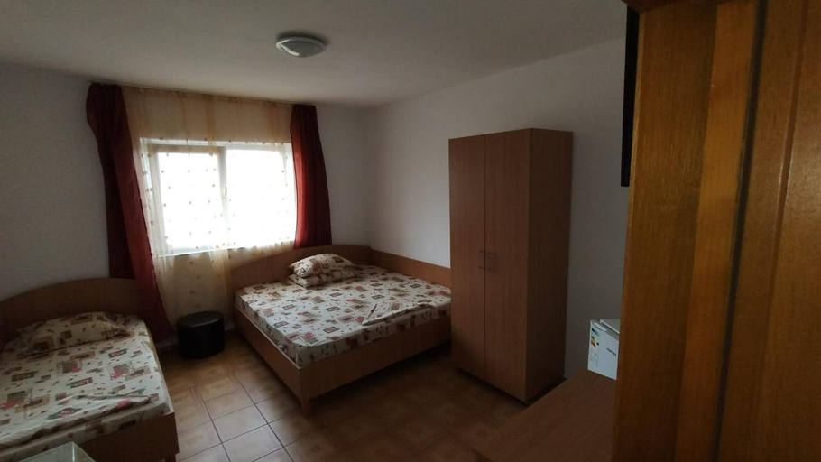 Bedroom 2, Casa Dobrescu cata si miha, Tuzla
