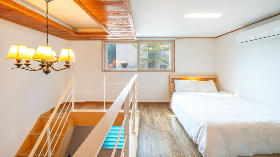Bedroom 1, Gapyeong Arom Spa Pension, Gapyeong