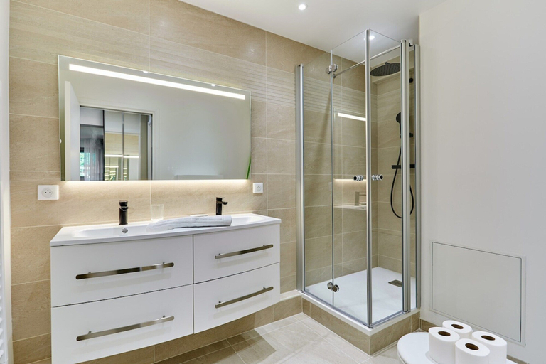 Bathroom, New Apart Saint Germain Invalides, Paris