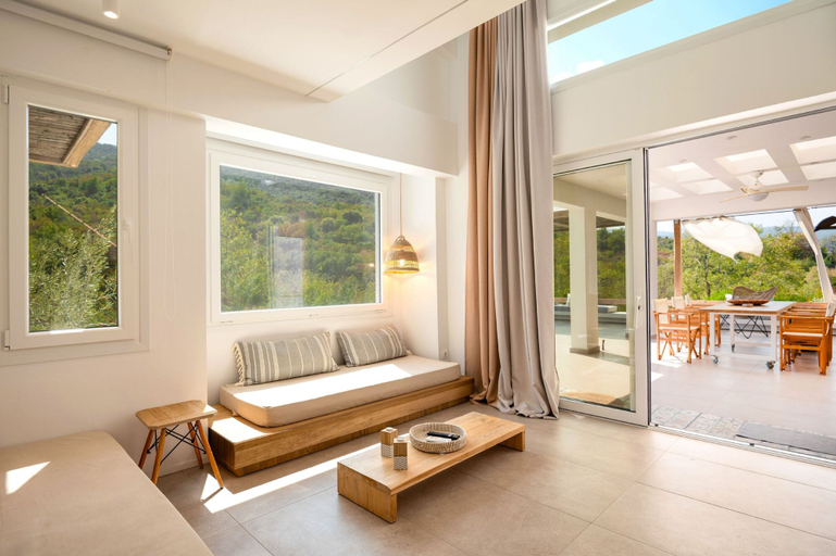 Room 4, Aristi Villa Dio in Olimpiada, Central Macedonia