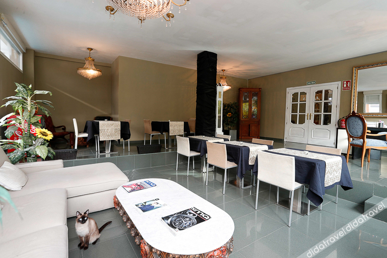 Food & Drinks 4, Escala SUITES, Madrid