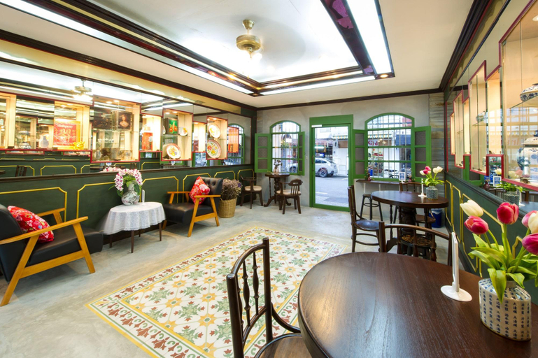 Others 4, The Neighbors Hostel - Adults Only, Phuket Island
