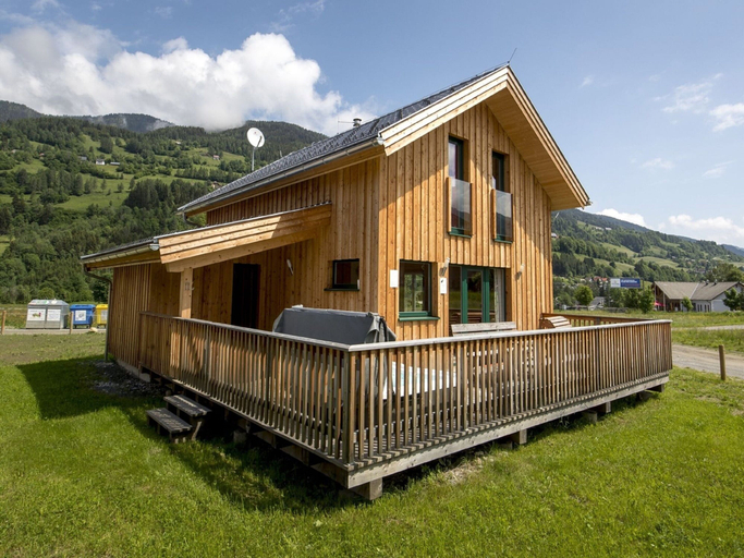 Others 1, Lively chalet near ski-slope, Murau