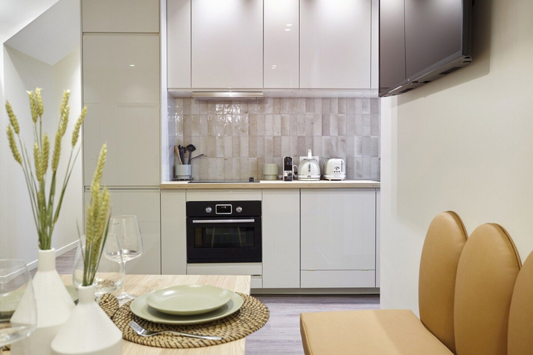 Private kitchen 2, Sublime and new Apartment Le Marais/ Beaubourg, Paris