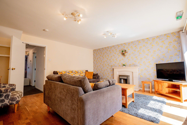 Room 5, Host Stay Manfield Avenue, Warwickshire