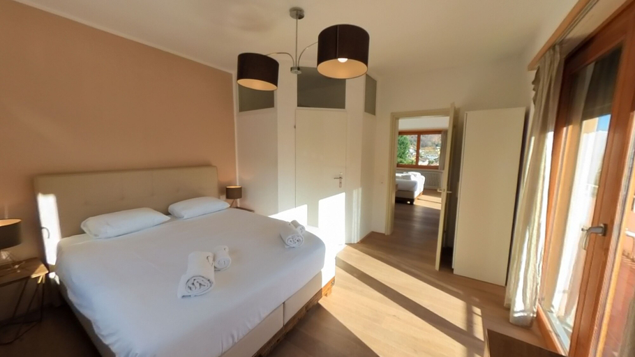Bedroom 5, 7 Rooms, Locarno