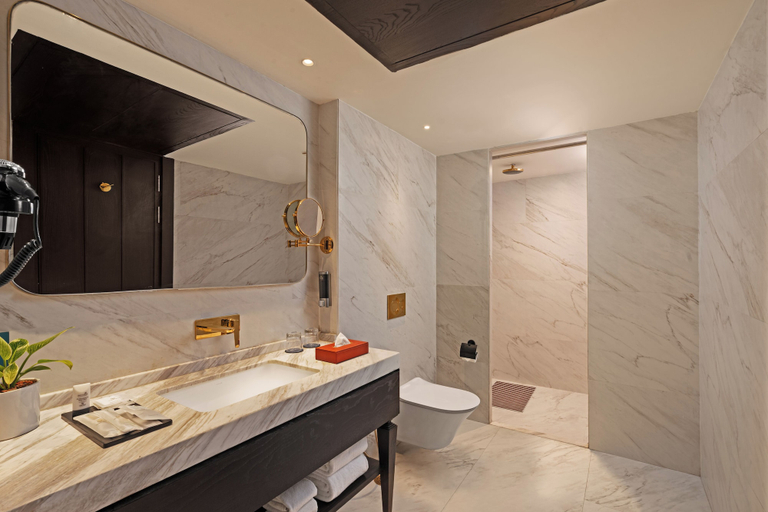 Bathroom 5, Auradoon Dehradun - By Leisure Hotels, Dehradun