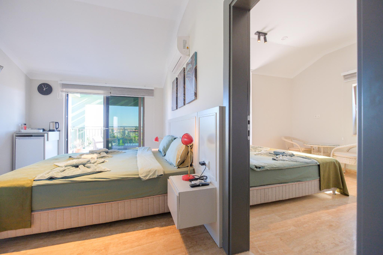 Bedroom 12