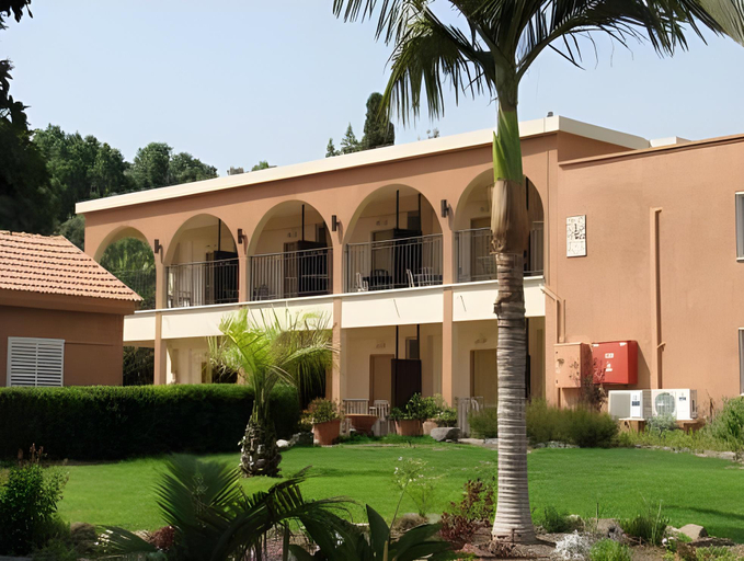 Others 5, Shaar Hagolan Kibbutz Country Lodging by KHC