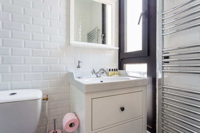 Bathroom 3, Serene Apartment - 1br/4p - Place de la Bastille, Paris
