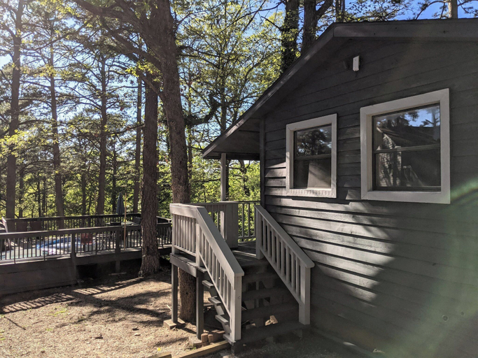 Exterior & Views, Loblolly Pines Adventure Camp -Camphouse, Carroll