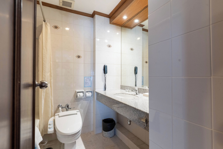 Bathroom 3