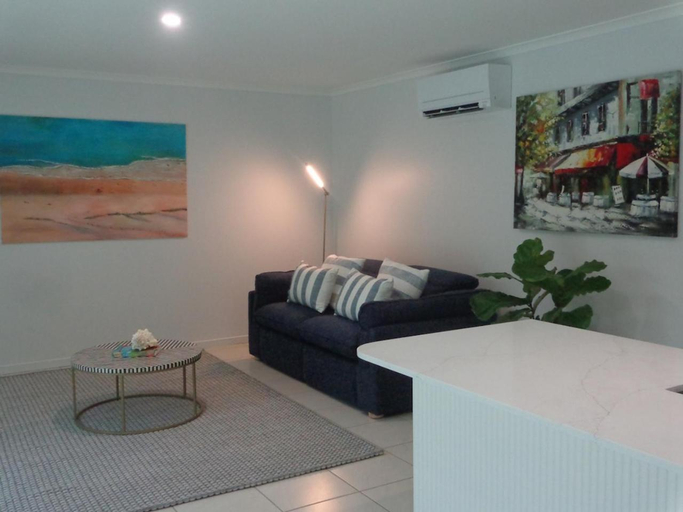 Bedroom 13