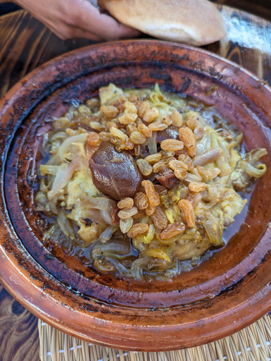 Food & Drinks 4, Olas Surf Camp, Agadir-Ida ou Tanane