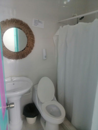 Bathroom 3, Hostal Johnnier Macao Punta Cana, Salvaleon de Higuey
