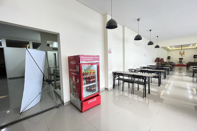 Food & Drinks 5, Hotel Lengkong 2, Bandung