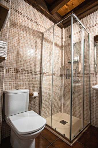 Bathroom 3, apartamentos rurales marrubiu-playa de Poo, Asturias