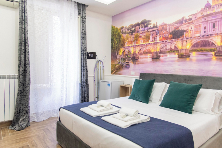 Bedroom 3, Susy's Guest House, Rome