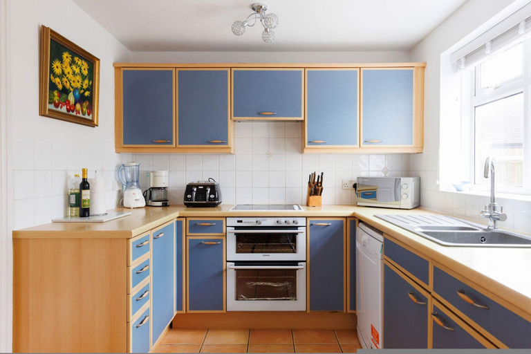 Room 3, Spacious 4-bed Seaside Retreat in Selsey, West Sussex