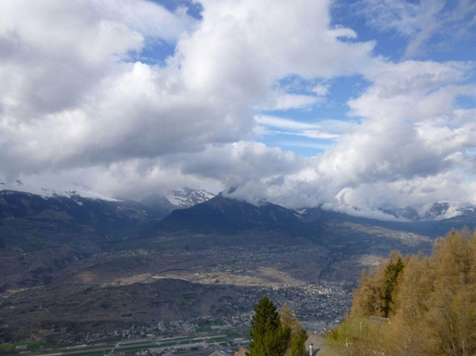 View from property 4, Apartment With Balcony and Mountains, Sion