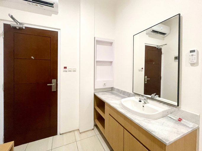 Bathroom 9