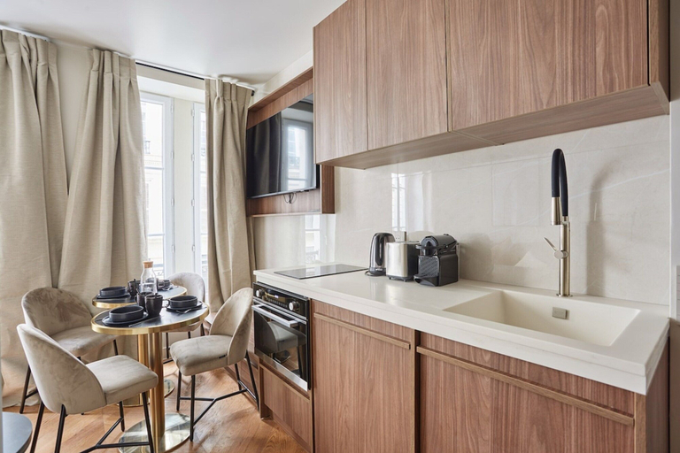 Others 5, New apartment Center of ParisLe Marais, Paris
