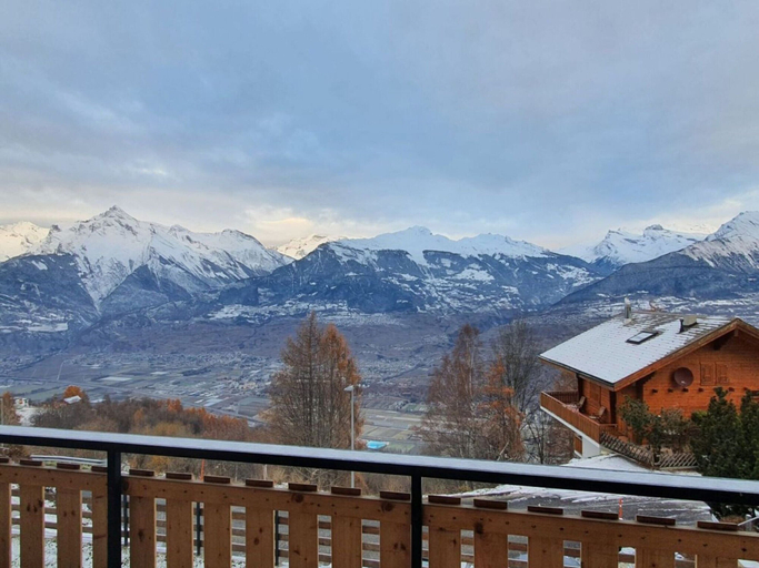 View from property 2, Mont Bijou Mountain & Quiet Chalet 10 Pers, Sion