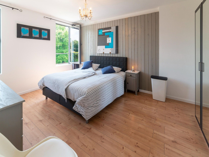Bedroom 2, Magnificent Holiday Home for 6 Adults in Xhoffraix, Liège