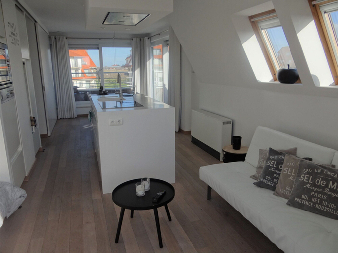 Living room, Apartment in Nieuwpoort With Terrace, West-Vlaanderen
