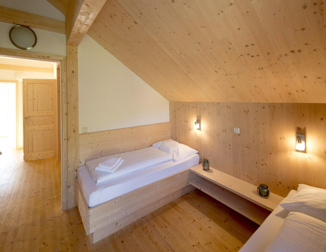 Bedroom 2, Charming Chalet With Whirlpool, Murau