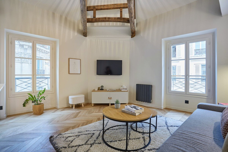 Living area, Sublime Duplex Center of Paris/17th Arrondissement, Paris