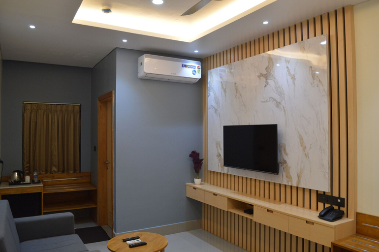 Others 4, JBR Residency, Ramanathapuram