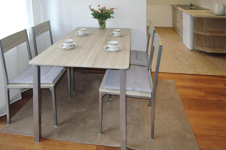 Dining 2, Studio Apartment in Miedzyzdroje-ex TUI, Kamień