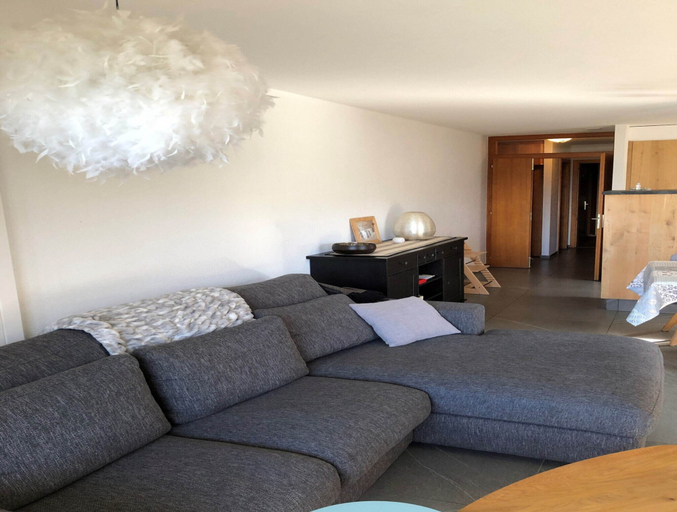 Living room 3, Apartment With Free Shuttle, Conthey
