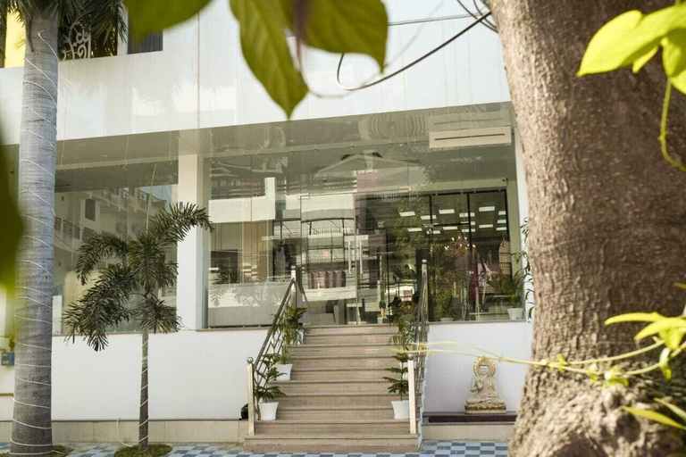 Exterior & Views 2, Hotel Evara Inn, Varanasi