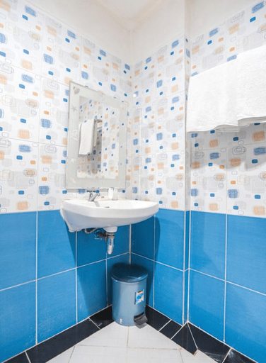 Bathroom 3