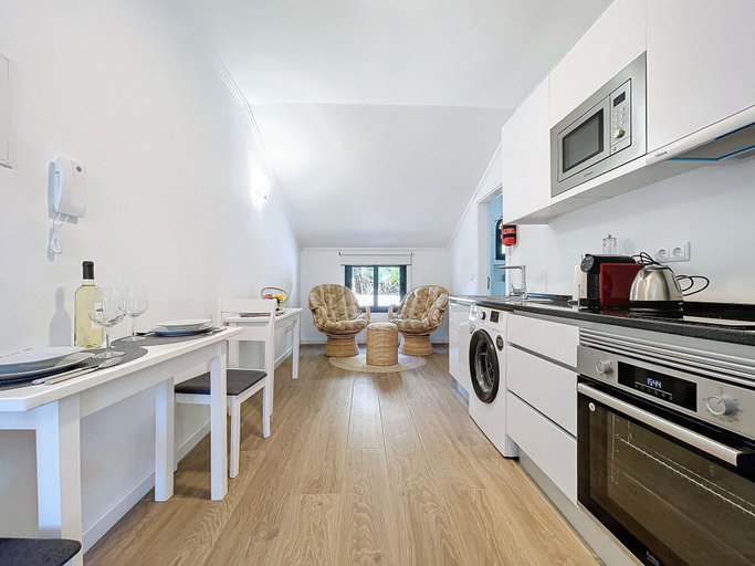 Room 4, Sweet Home Madeira E by Atlantic Holiday, Funchal