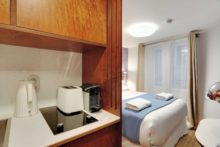 Room 4, Intimate Studio - 2P - Republique/oberkampf, Paris