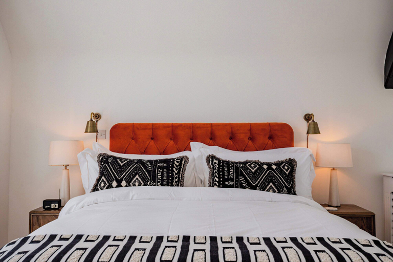 Room 2, Host Stay The Old School House, Worcestershire