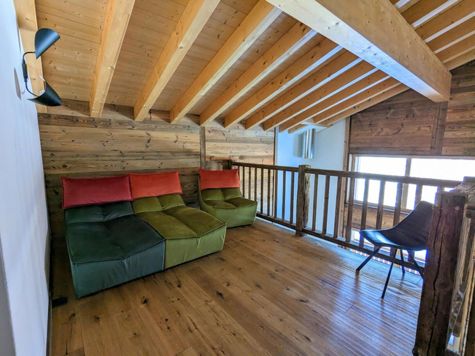 Living room 3, Lavish Apartment Near Ski-slope, Conthey