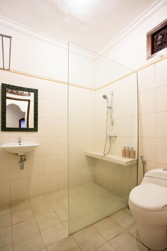 Bathroom 5, Puri Anyar Ubud by Puri Signatures, Gianyar