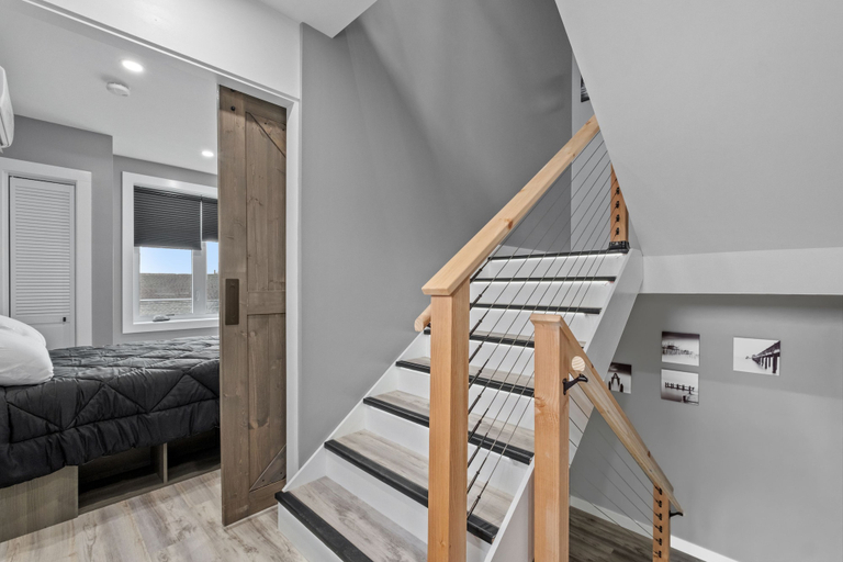 Room 5, New Luxury 4 Bed Condo Perfect for Winter Rental, Rockingham