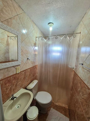 Bathroom 3, POUSADA TUIUIU, Angra dos Reis