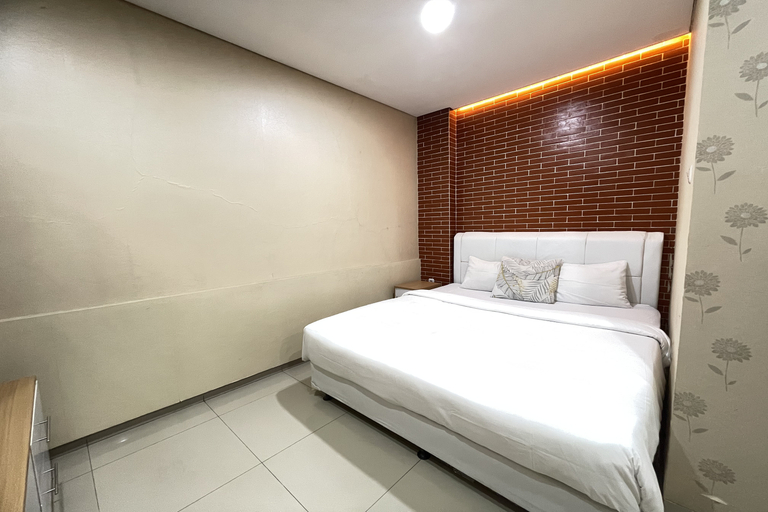Bedroom 12