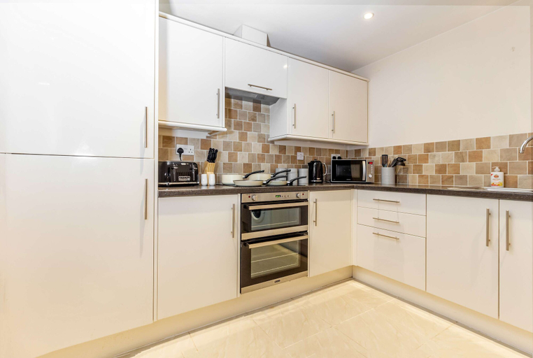 Room 2, Host Stay Hillbrook House Apartment, Worcestershire