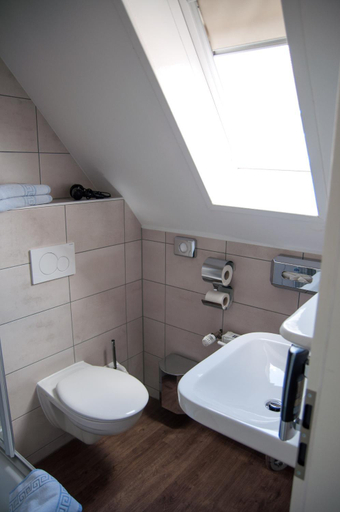 Bathroom 5