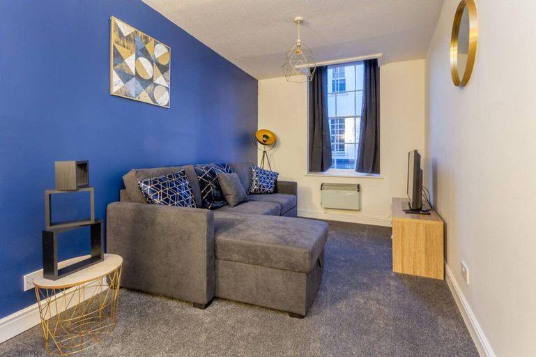 Room 2, Host Stay New Street Suite, Worcestershire