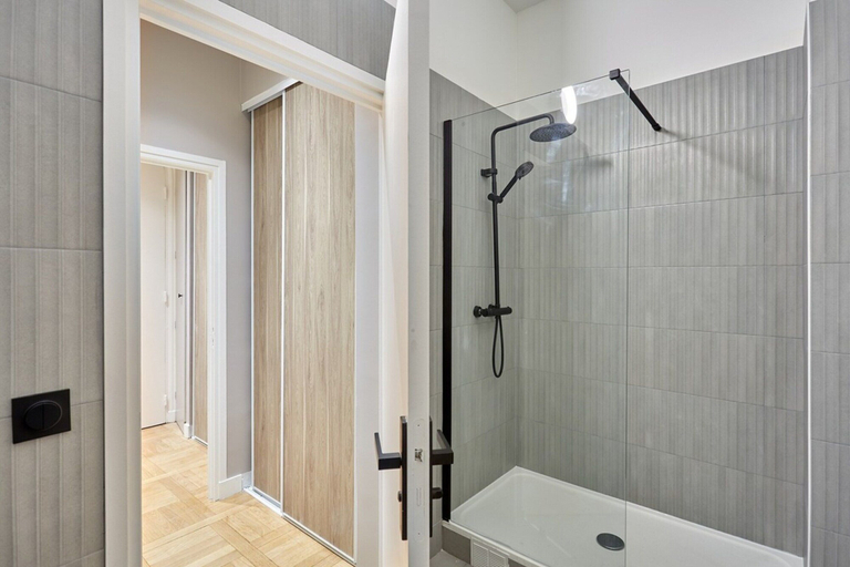 Bathroom 3, Sublim Apartment Arc de Triomphe/ Trocadero, Paris