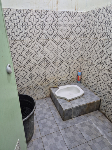 Bathroom 5, Pondok Cikidang Pangandaran, Pangandaran